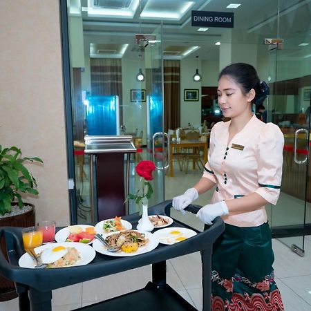 Victoria Palace Hotel Mandalaj Zewnętrze zdjęcie