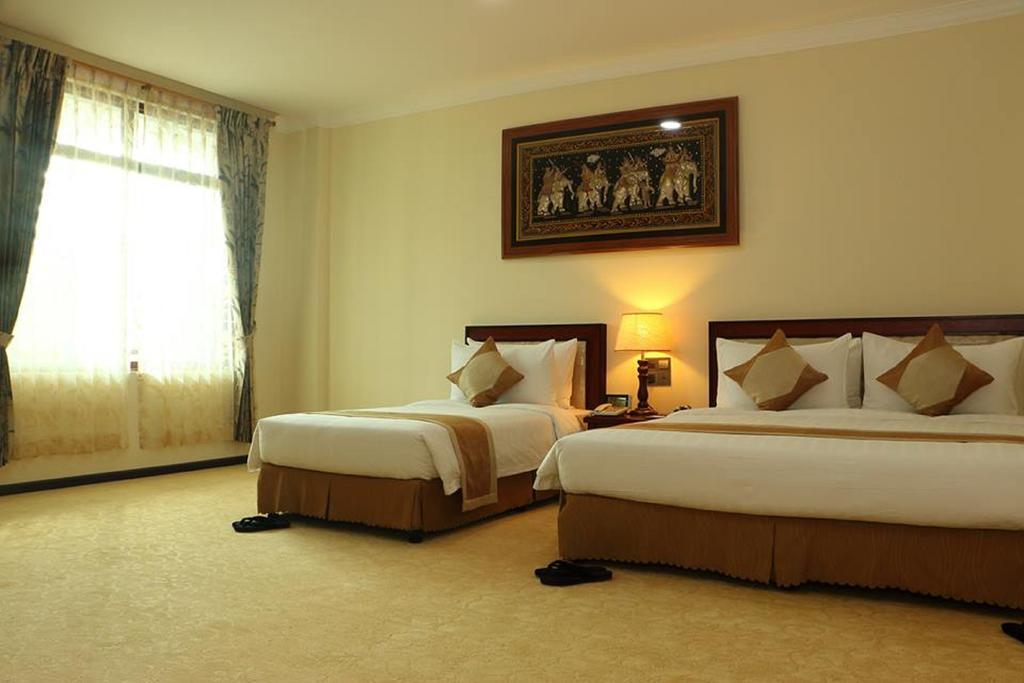 Victoria Palace Hotel Mandalaj Zewnętrze zdjęcie