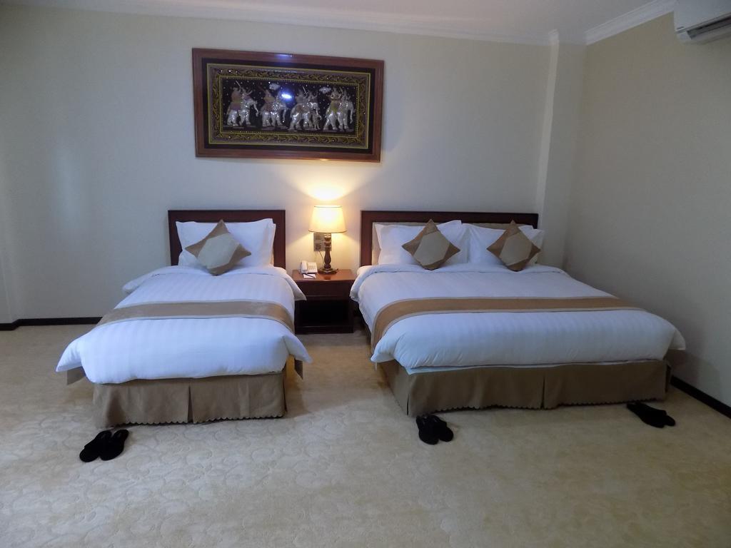 Victoria Palace Hotel Mandalaj Zewnętrze zdjęcie